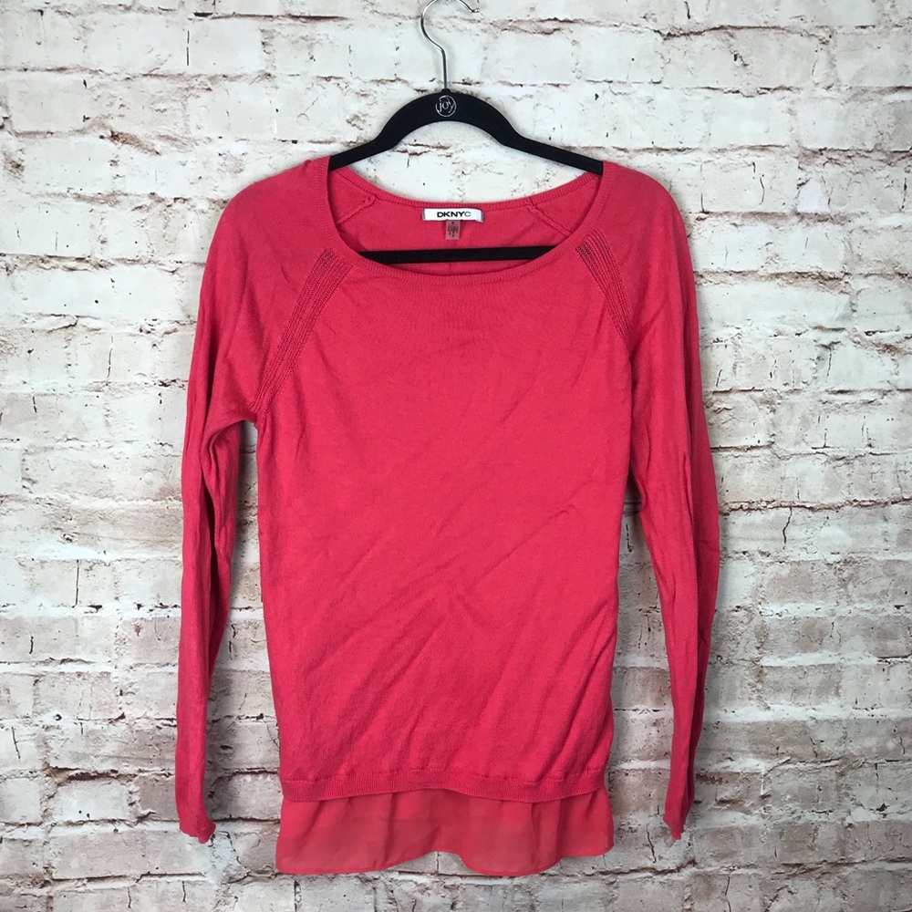 DKNY sweater sz M pink lightweight crew neck